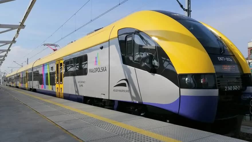 Jak dojechać z lotniska Balice do centrum Krakowa - najlepsze opcje transportu