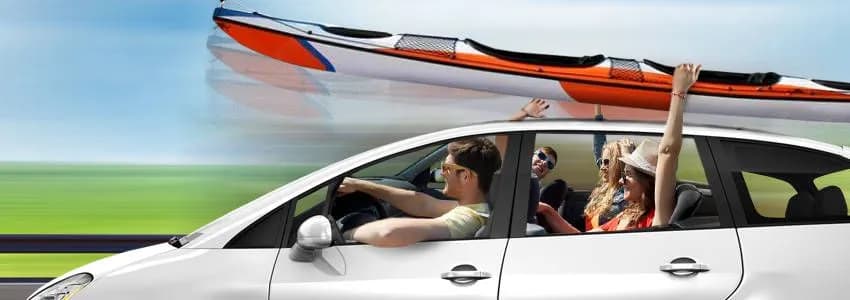 Jak przewieźć kajak: skuteczne metody i porady na bezpieczny transport
