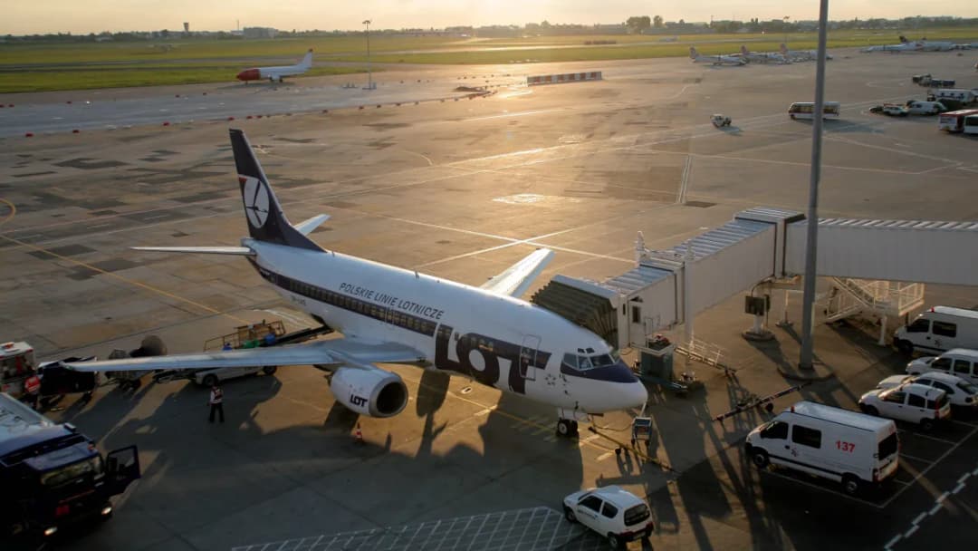 Kiedy straż graniczna może zatrzymać na lotnisku? Uważaj na te sytuacje!