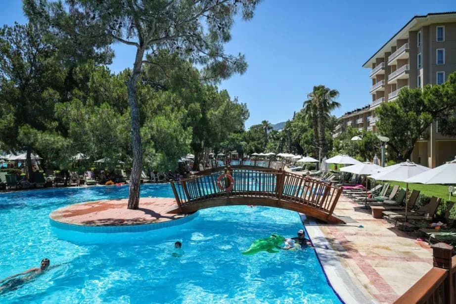 Kiedy biura podróży obniżają ceny - poznaj najlepsze terminy na wakacje