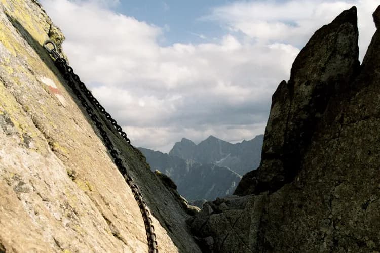 Szlaki w Tatrach kiedy otwarte? Sprawdź aktualne informacje i warunki