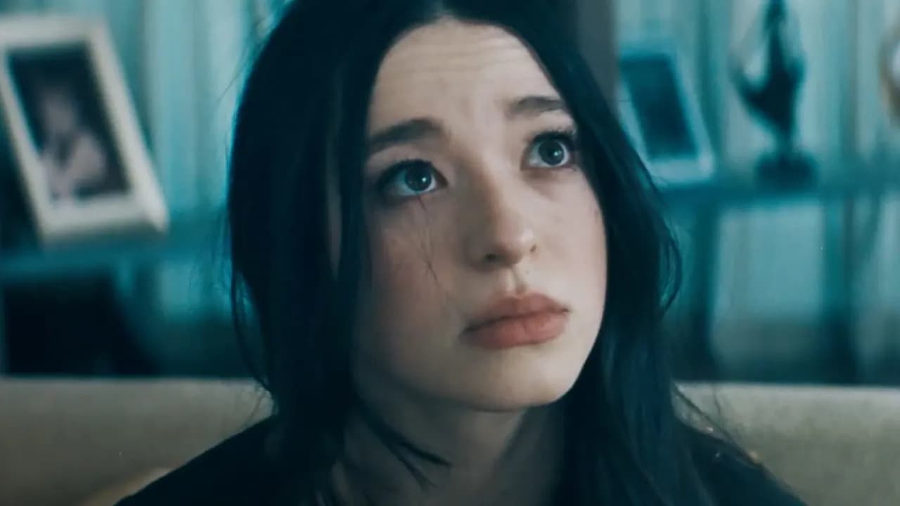 Anora: krytyczna analiza ujawniająca mroczne sekrety filmu